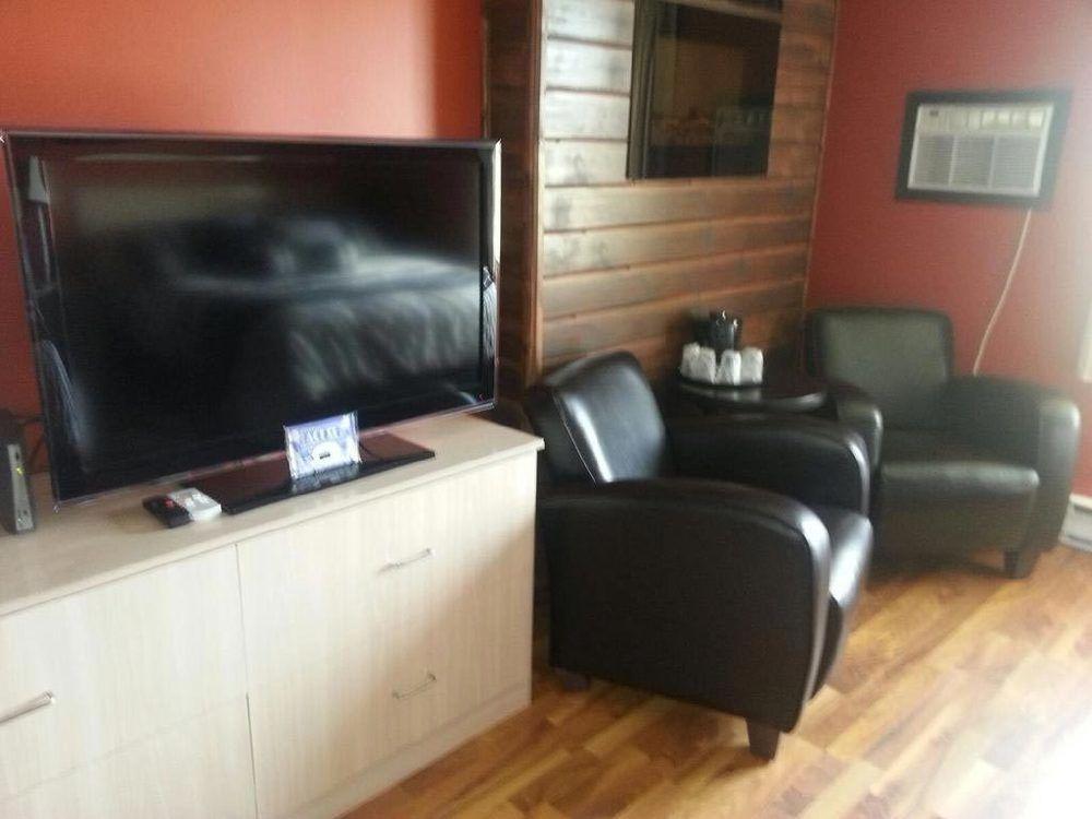 The Walla Walla Inn Rainy River 외부 사진