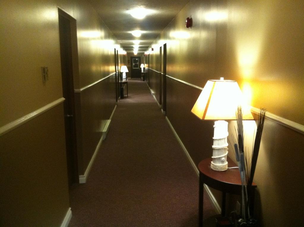 The Walla Walla Inn Rainy River 외부 사진